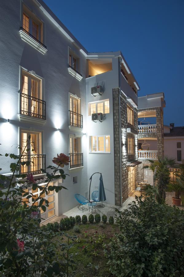 Apartments Captain'S Villa Budva Bagian luar foto