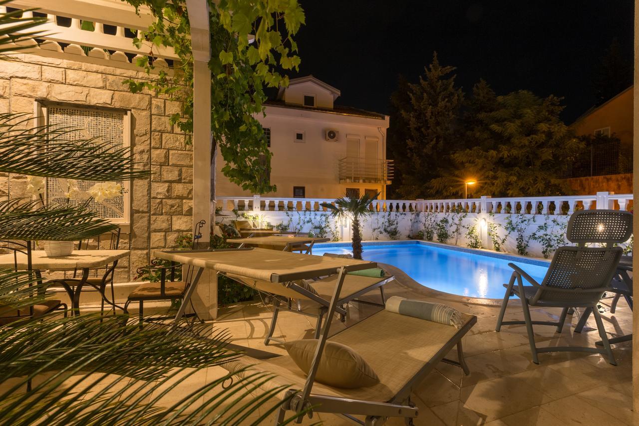 Apartments Captain'S Villa Budva Bagian luar foto